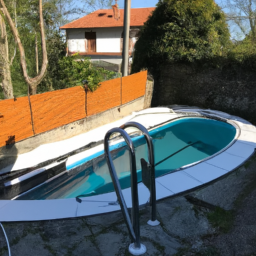 Réparez les dommages de votre piscine rapidement et efficacement avec un service professionnel Toul